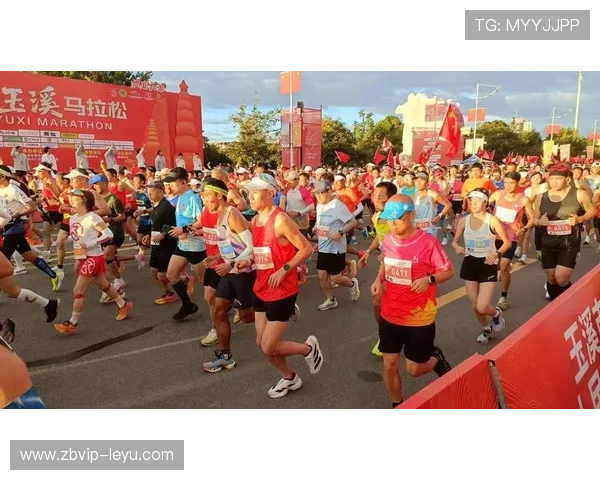 马拉松精英跑者揭秘：训练秘诀与赛道状态大公开