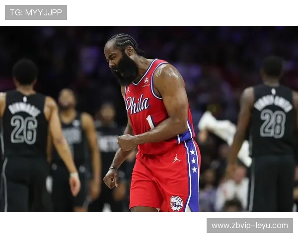 塔克助力76人逆转取胜，球队士气大振迎关键战役